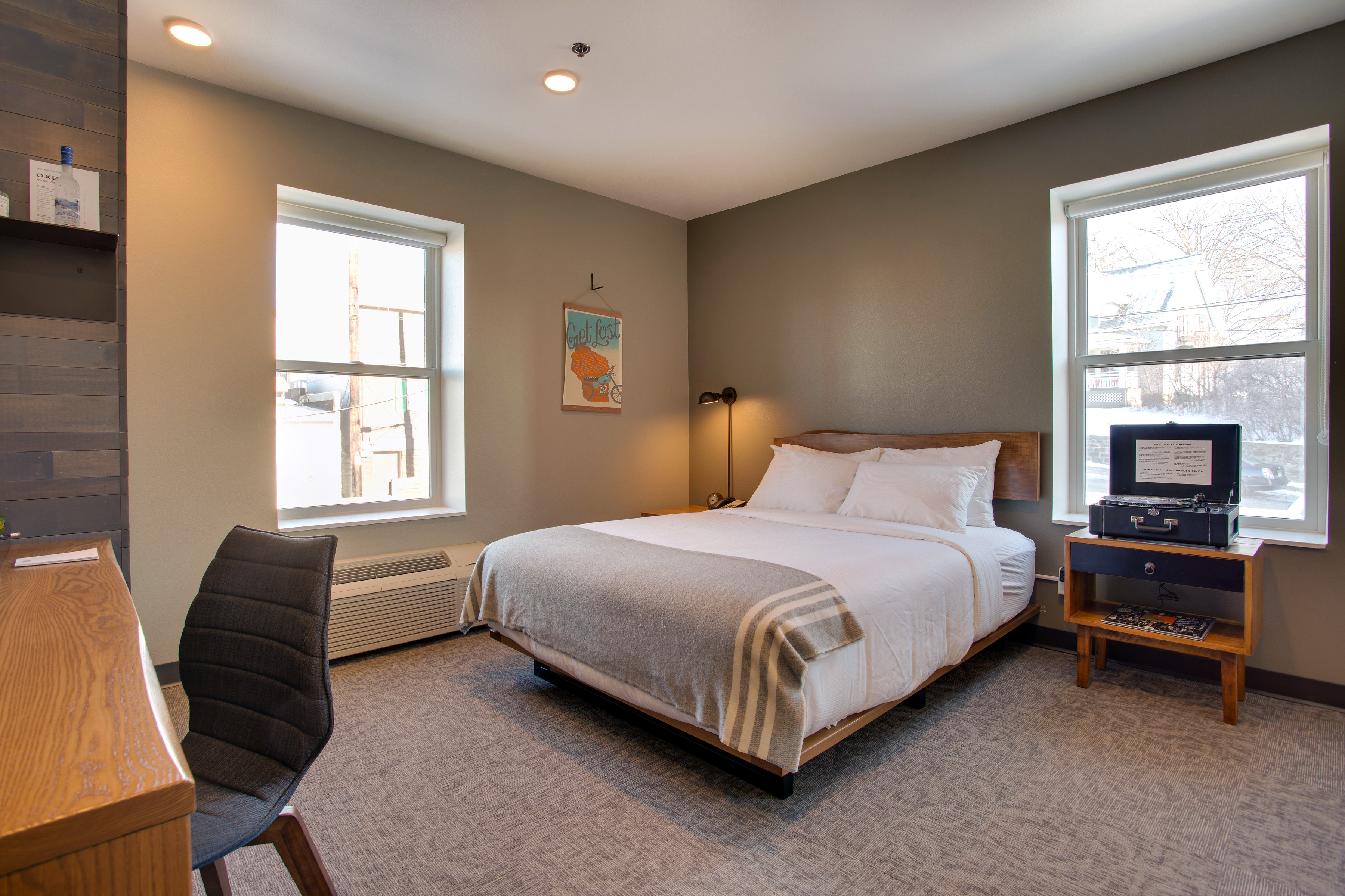 Main House Queen Studio The Oxbow Hotel